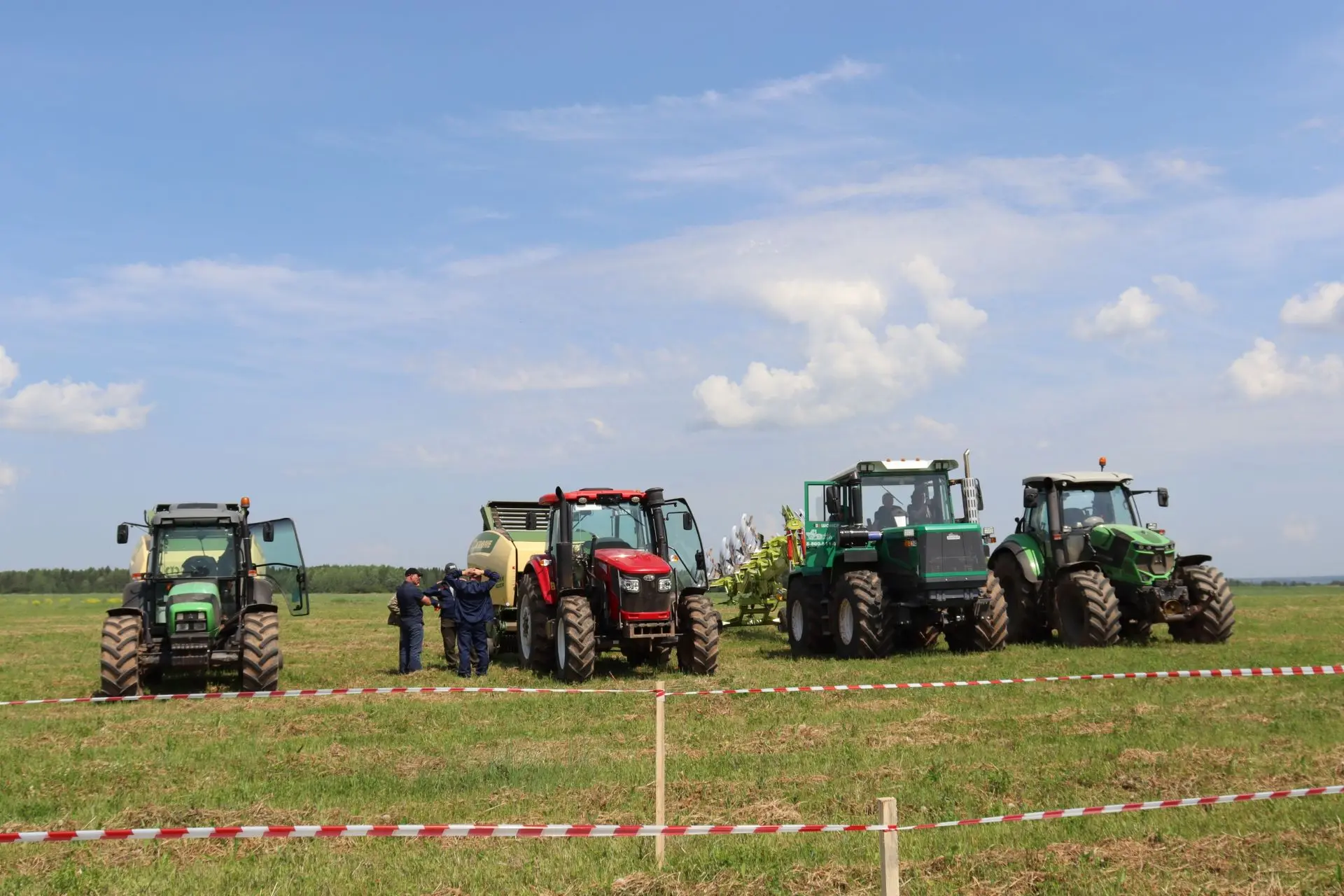 🚜Объявляем прием заявок для участия в конкурсе механизаторов, который пройдет в Юсьвинском муниципа