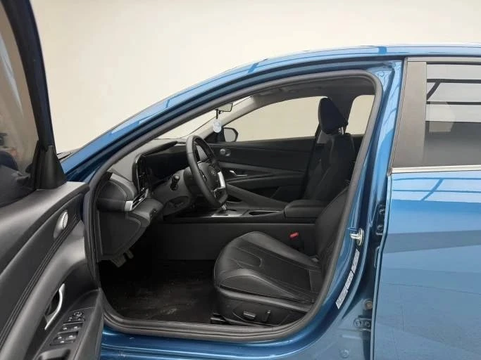 HYUNDAI ELANTRA 2022/01 (Китай) • 1.5 л. бензин/115 л.с /CVT • пробег - 50 217 км • комплектация: LU