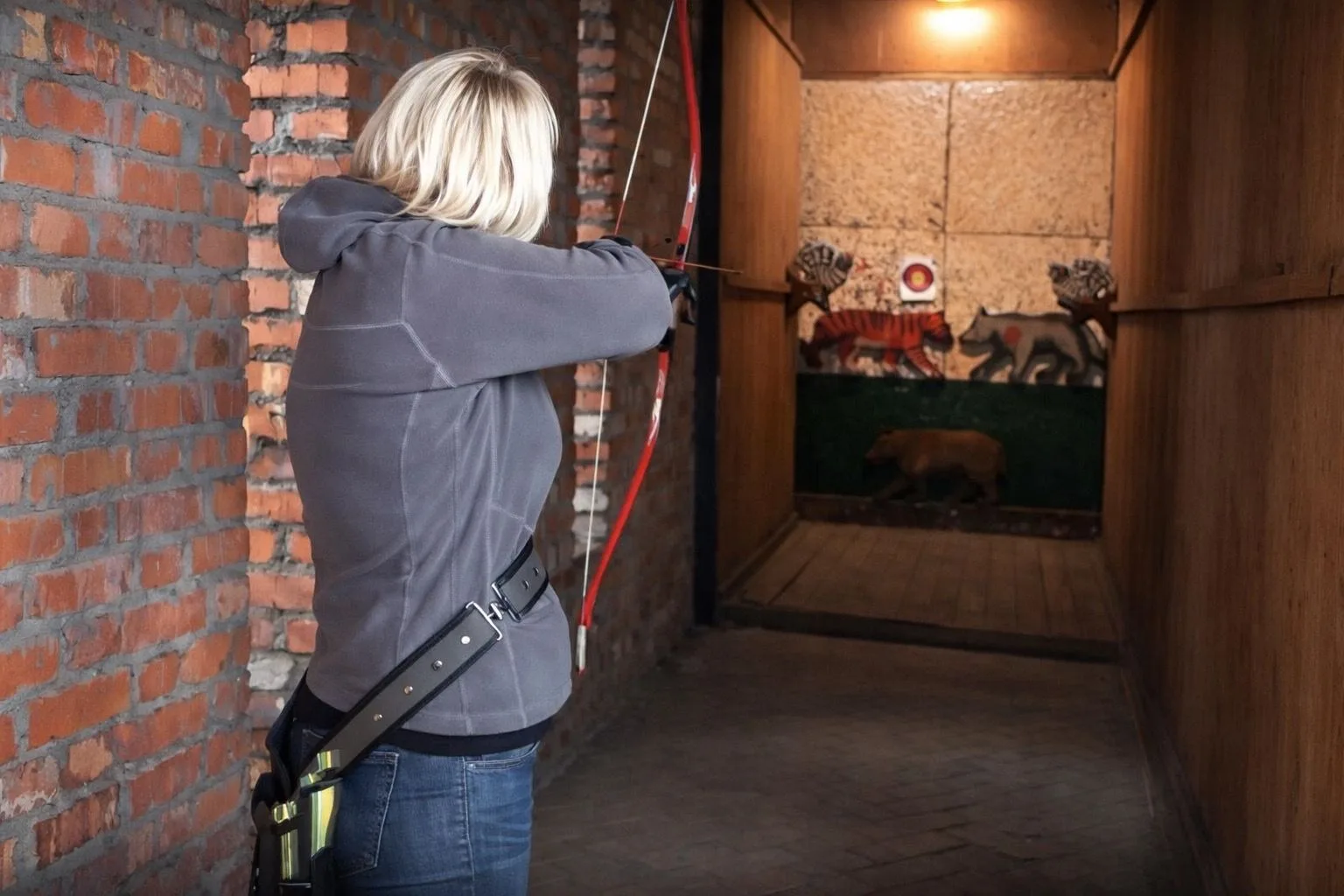 Попасть в десяточку 🎯  #Препод_тоже_человек  Мы тут выяснили, кто обучал стрельбе из лука наших вось