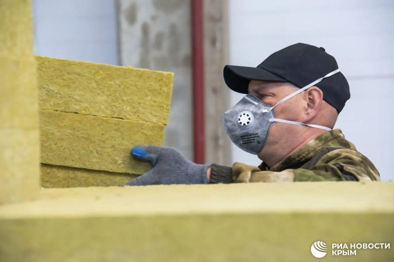 🏭Крупный завод минеральной ваты открыли в Симферопольском районе   Завод сможет выпускать до 30 тыся