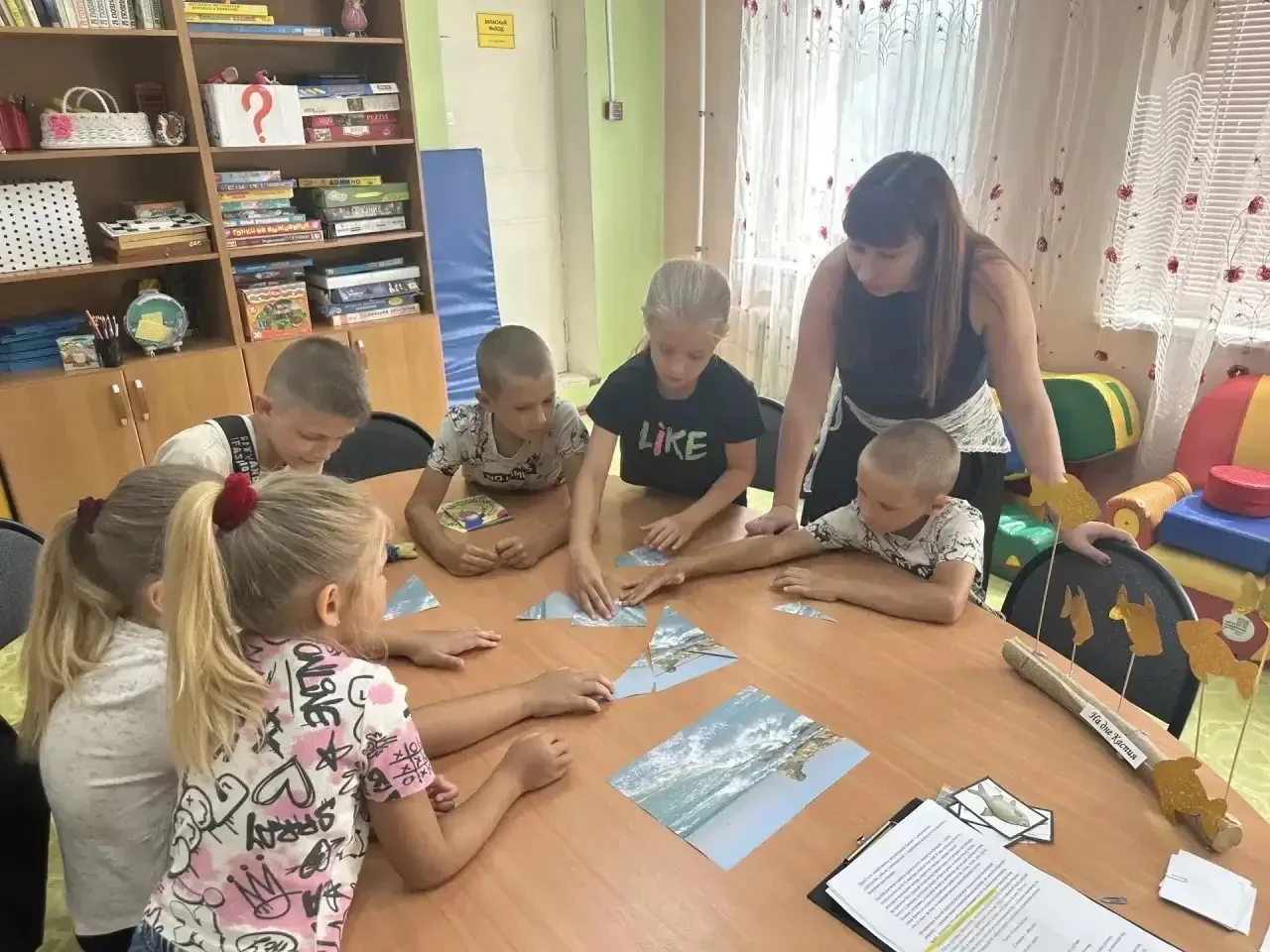 Море, загадки и экология: активистки Союза женщин России провели квест для детей ко Дню...