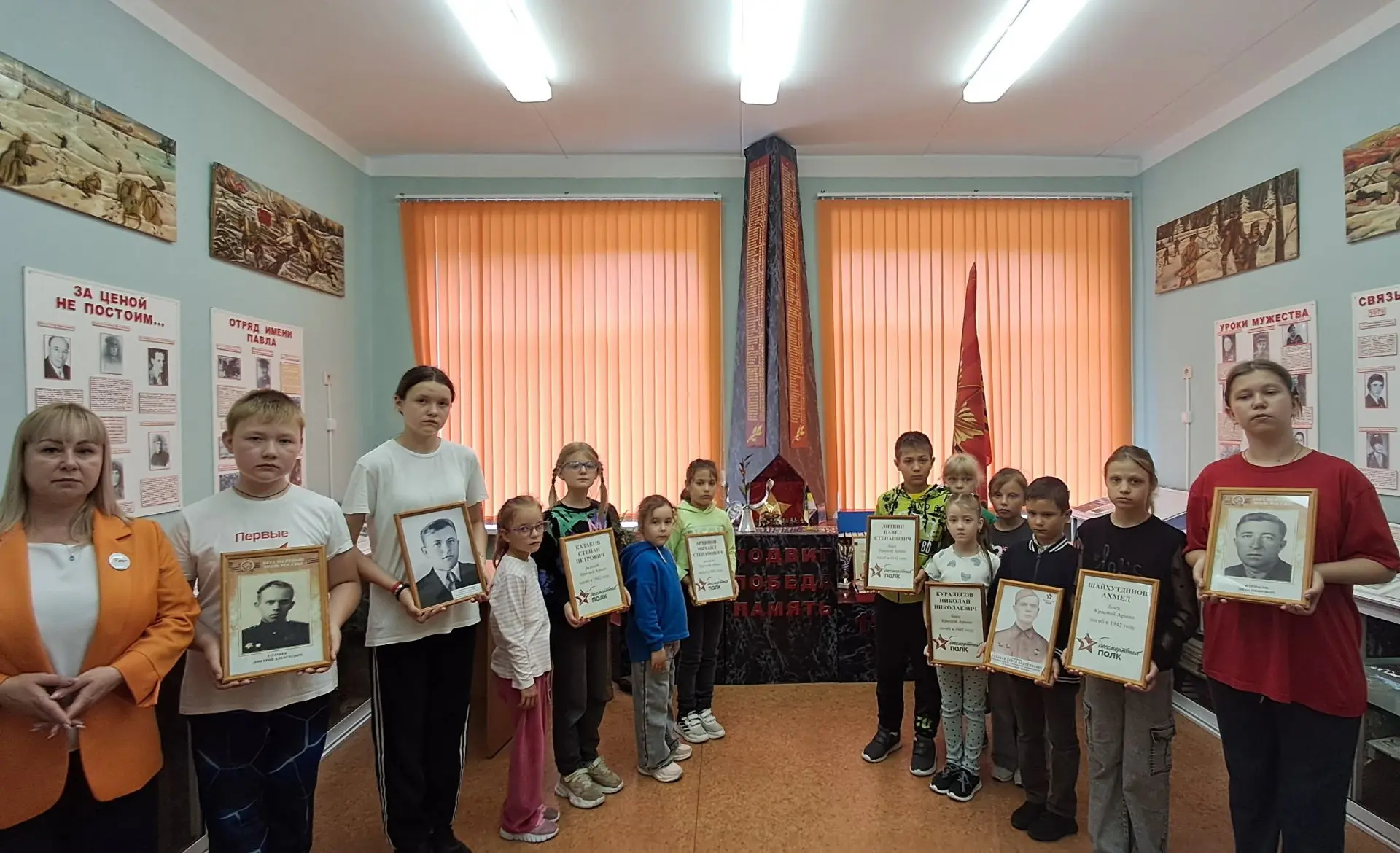 В День памяти и скорби, 22 июня 2025 года, воспитанники летнего лагеря «Зёрнышко», действующего на б