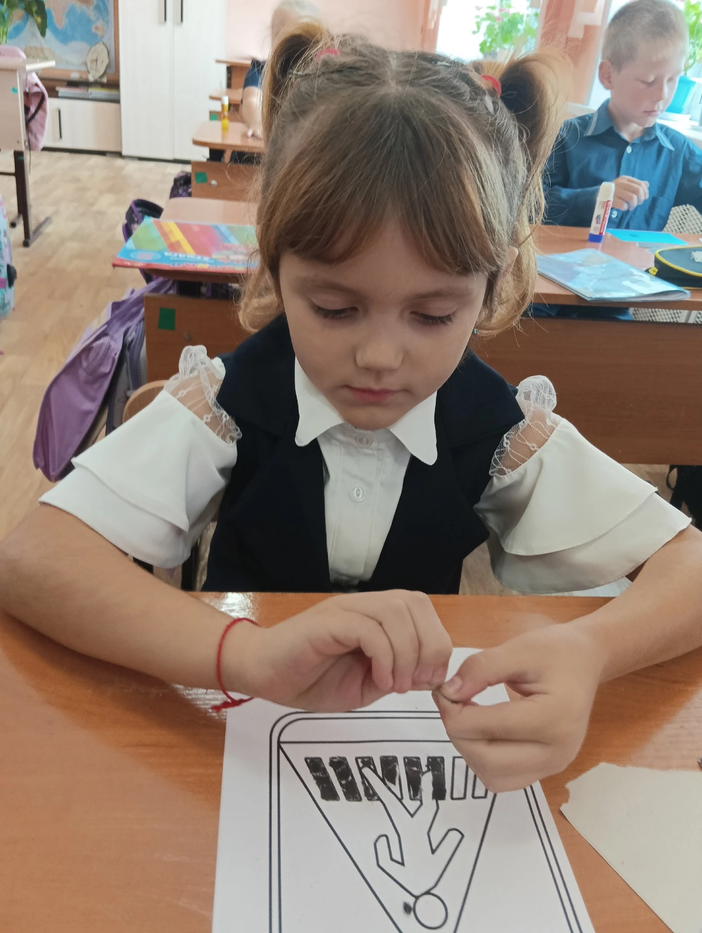 🦓 «Зебра» учит правилам — и делает это творчески! 🎨