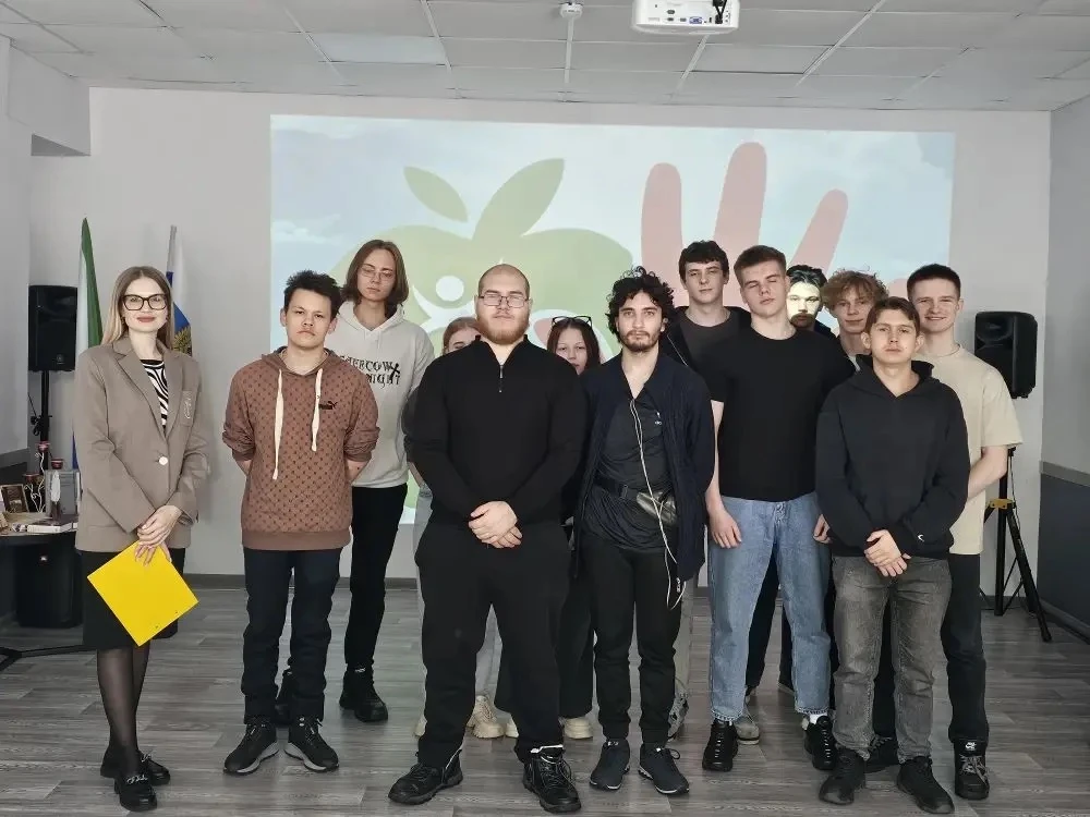 Студенты 3 и 4 курсов нашего техникума посетили Городскую библиотеку, где участвовали в...
