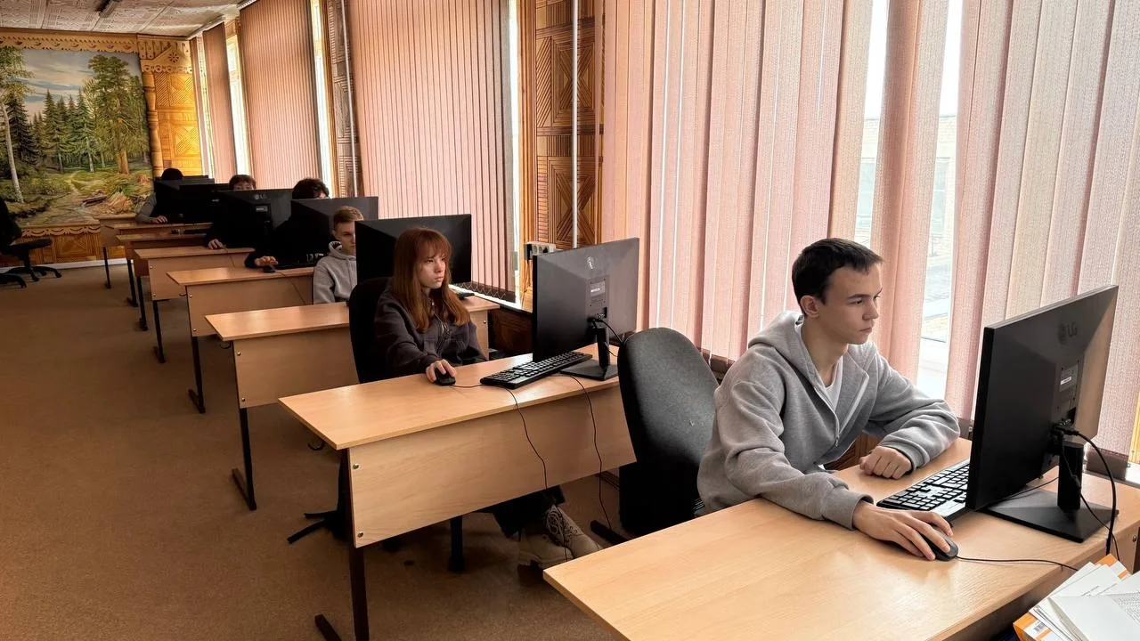 🚧 Начали путь к профессиональному успеху!  В строительном профиле состоялось первое занятие третьего
