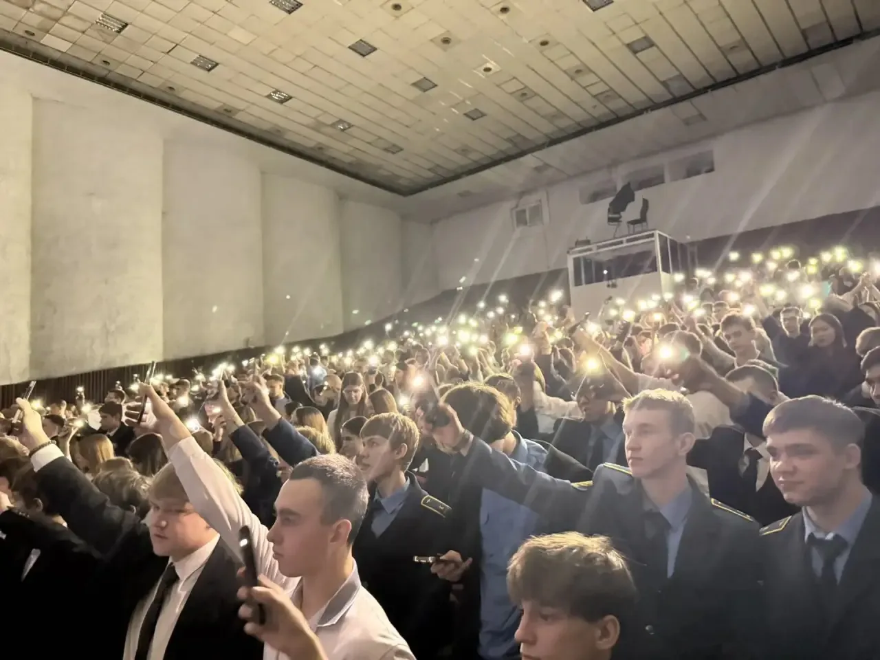💫Прошел патриотический концерт «Наследники Победителей» в ДК Орбита, который стал признанием героизм