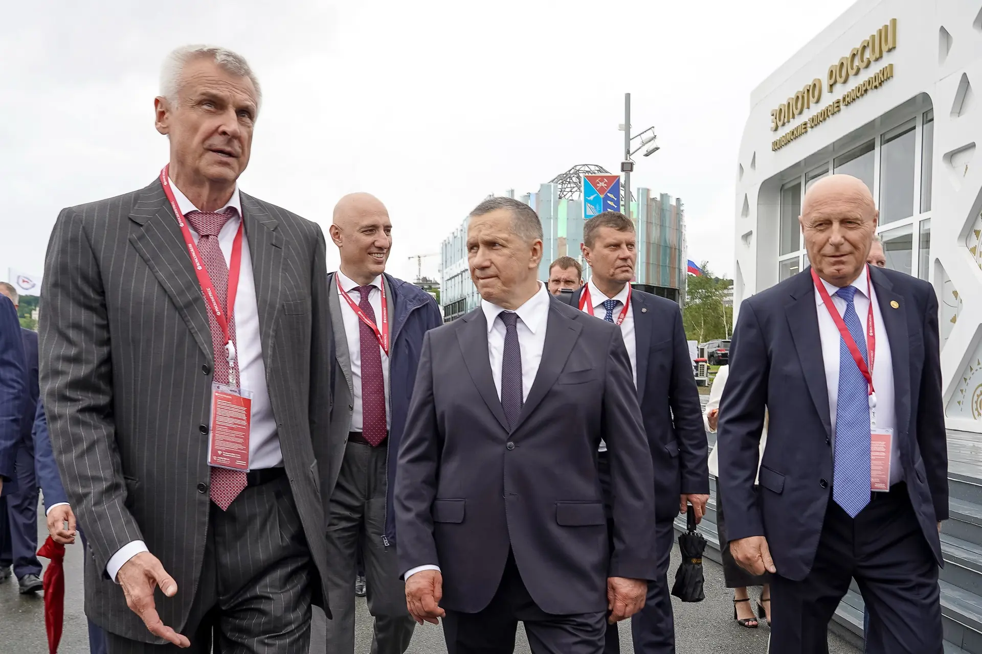 Начал работу Восточный экономический форум. В этом году он проходит под девизом «Дальни...