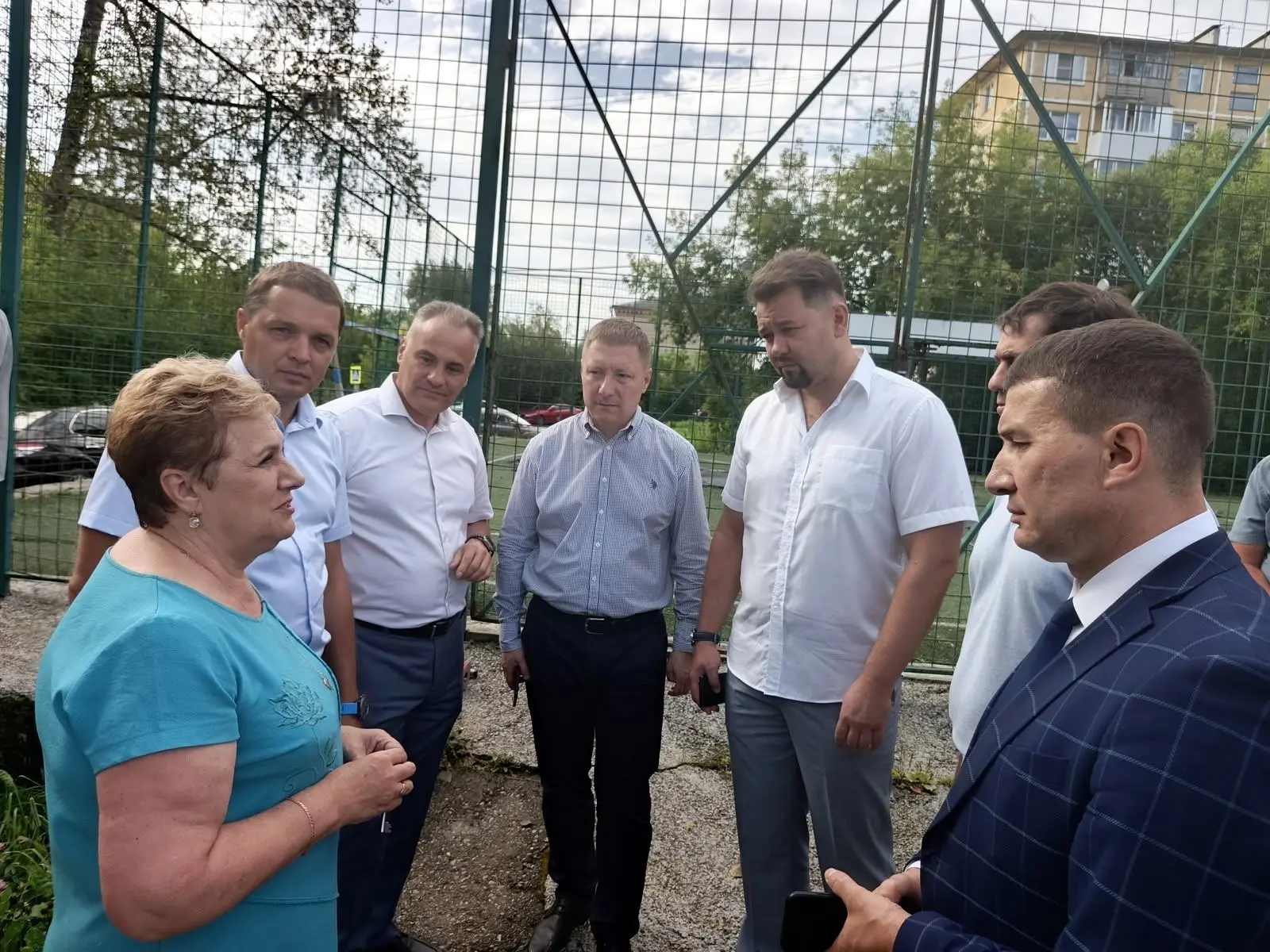 В Златоусте продолжается масштабное обновление пришкольных стадионов
 
В Златоустовском городском ок