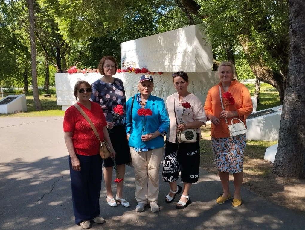 💥22 июня 2026 года на мемориале «Памяти павших» состоялся митинг, посвящённый Дню памяти и скорби —