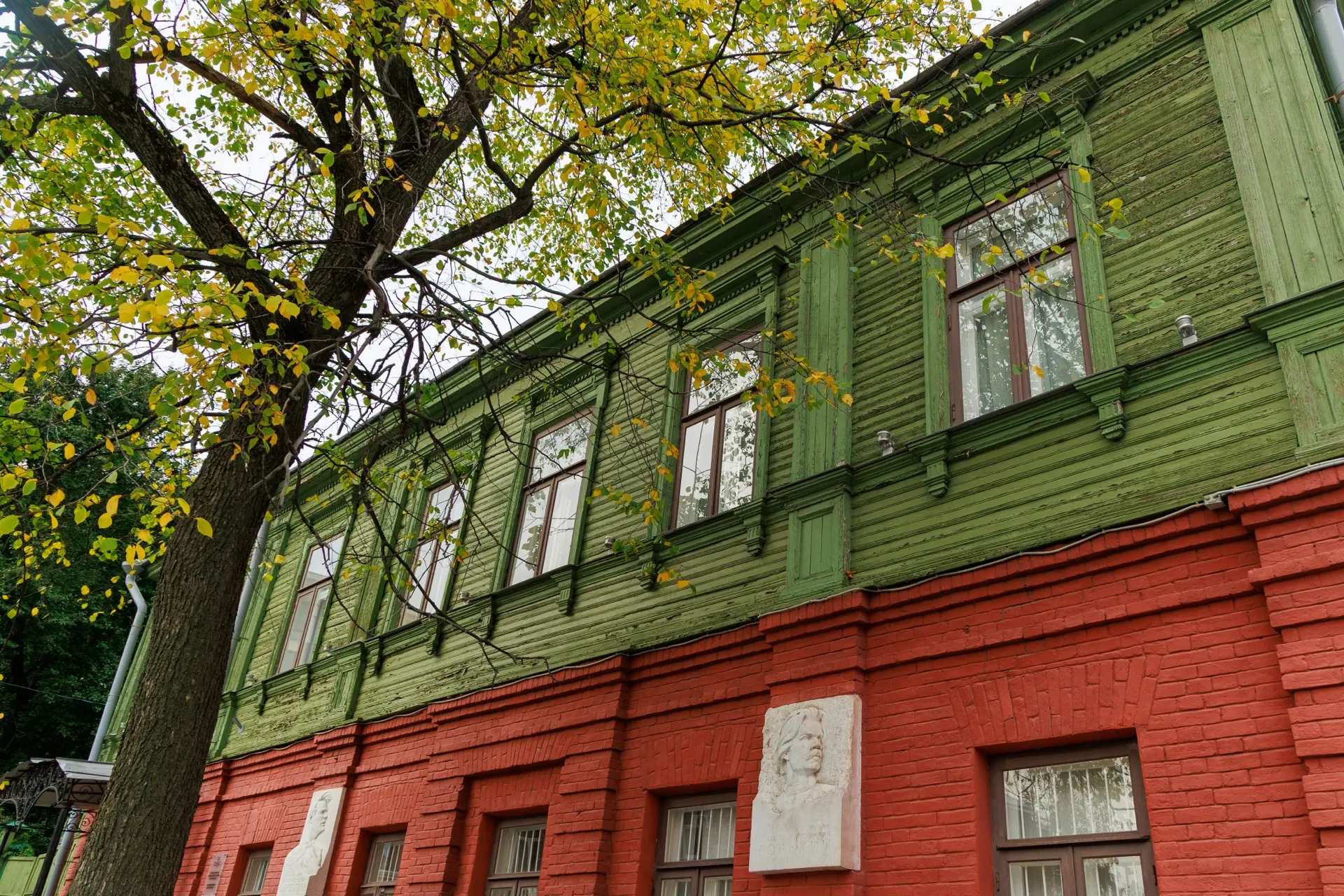 Музей-квартира А.М.Горького отмечает свой 55-летний юбилей. К этой дате музей подготови...