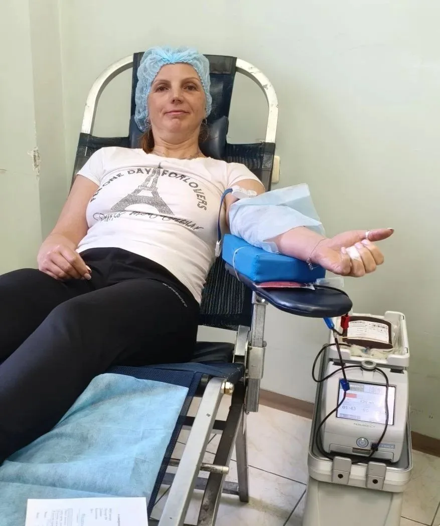 12 мая выездная бригада станции переливания крови принимала доноров в г.Оленегорск.