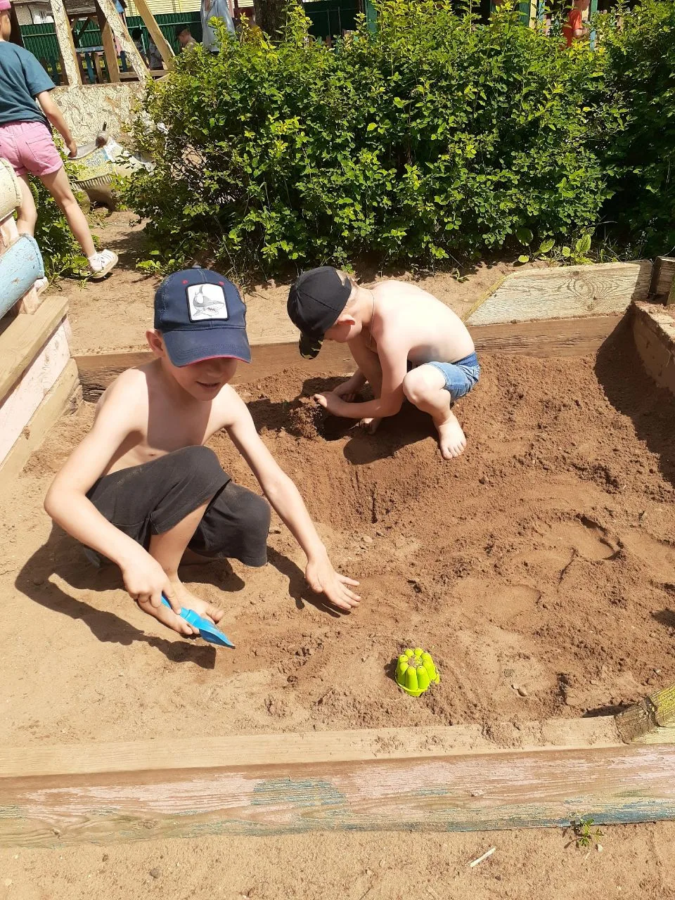 🌞 Лето – самая любимая пора всех детей, потому что в теплую погоду можно практически целый день про