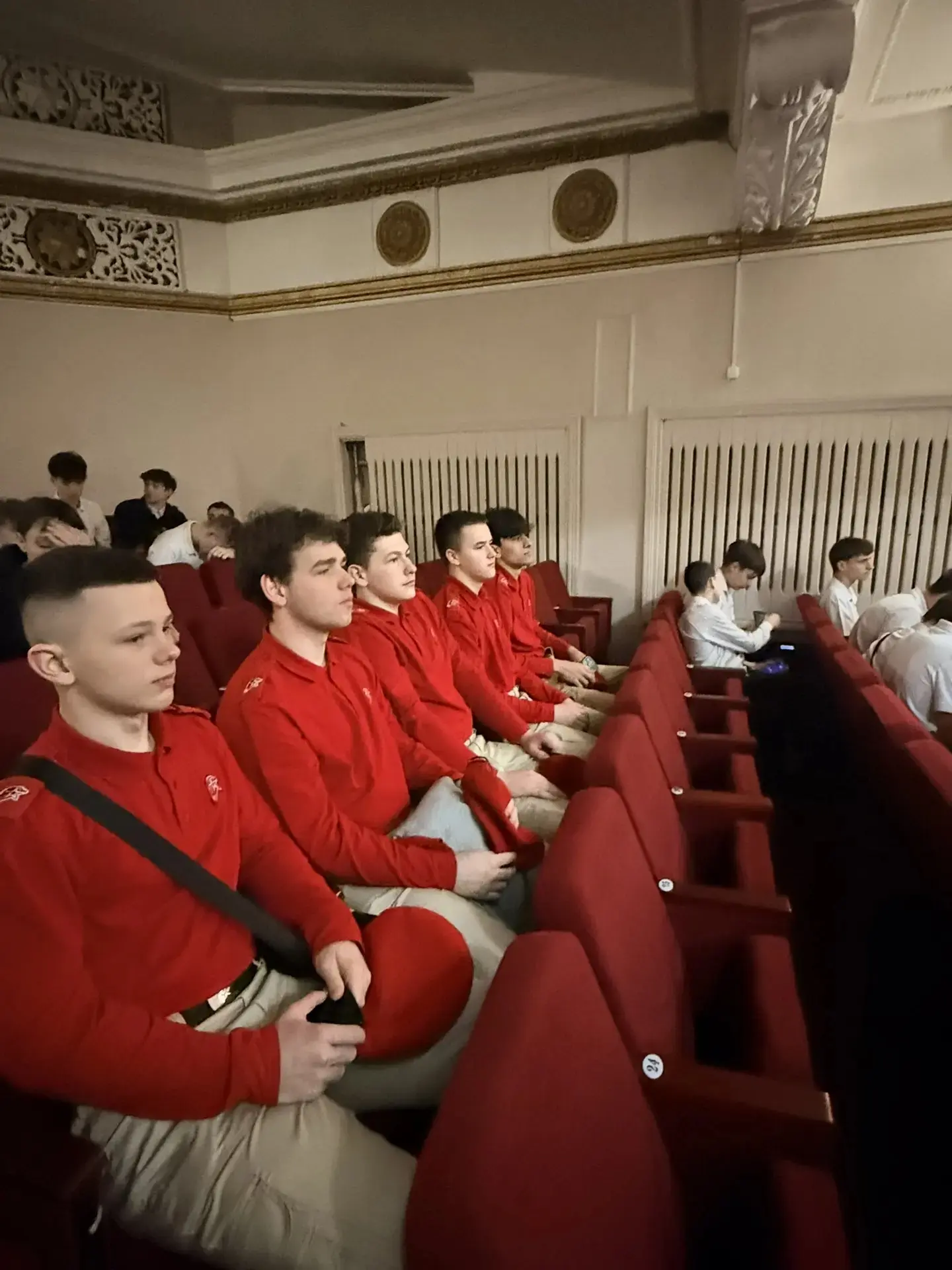 Юнармейцы 10 лицея приняли участие в информационно-агитационной акции «Есть такая профессия — Родину