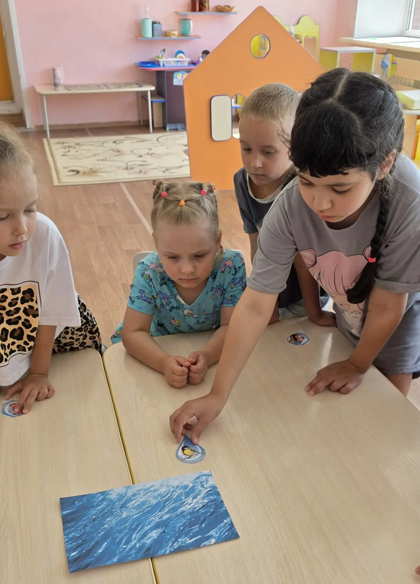 💦 Вода играет ключевую роль в жизнедеятельности человека. Её значение для Земли неоценимо, что подч
