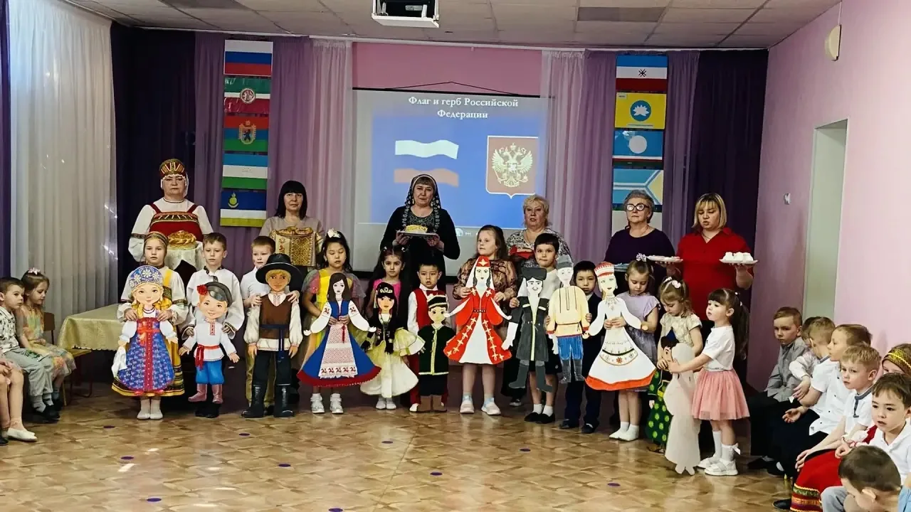 Фестиваль дружбы: год единства народов России в детском саду👫