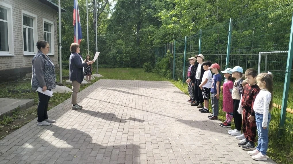 🌝1️⃣ - ДЕНЬ в пришкольном лагере.🧑‍🤝‍🧑