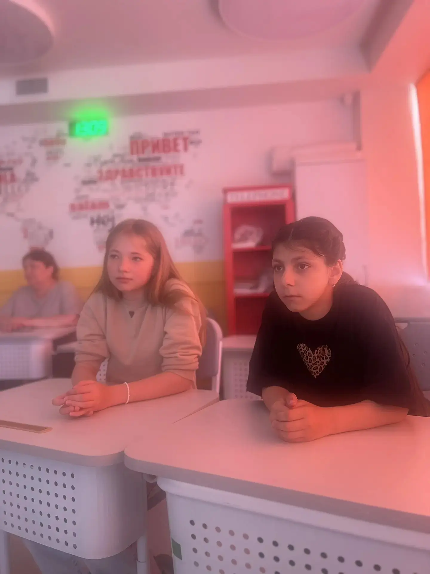 🕐 Среда, 13:00, КИНО 🏫.
Посмотрели «Два капитана» 🎬.
После фильма директор Ксения Владимировна Ро