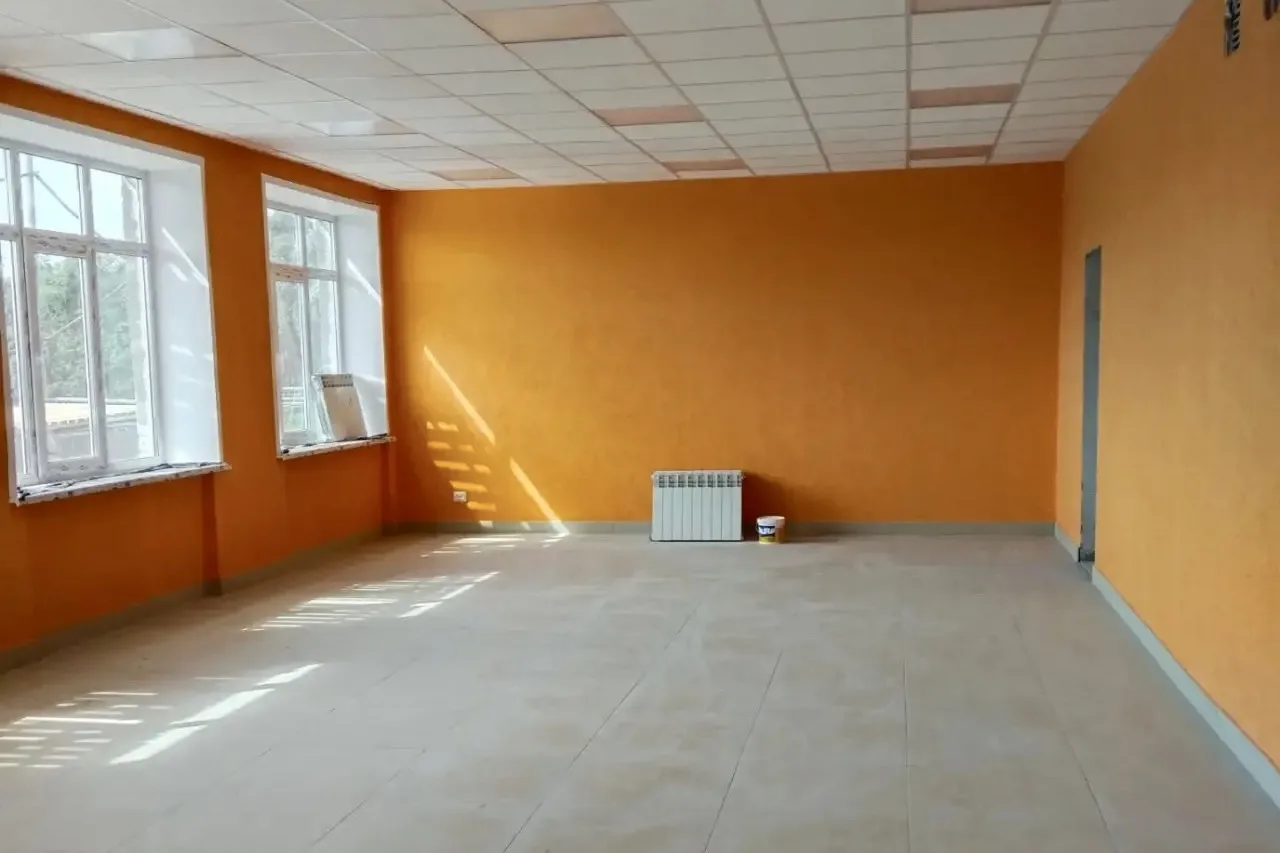 Продолжается капитальный ремонт образовательных учреждений региона 
 
🏫 В этом году по нацпроектам 