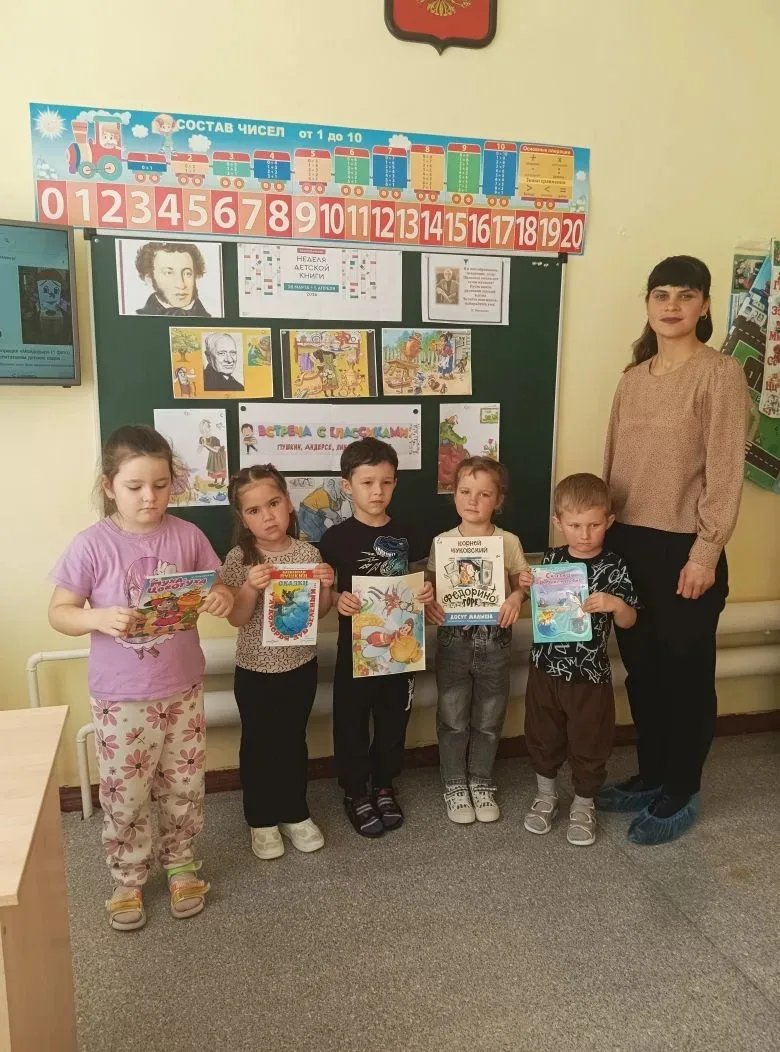 Сегодня,  совместно с библиотекарем Зиминской сельской библиотеки, Кочергиной Лилией Ол...