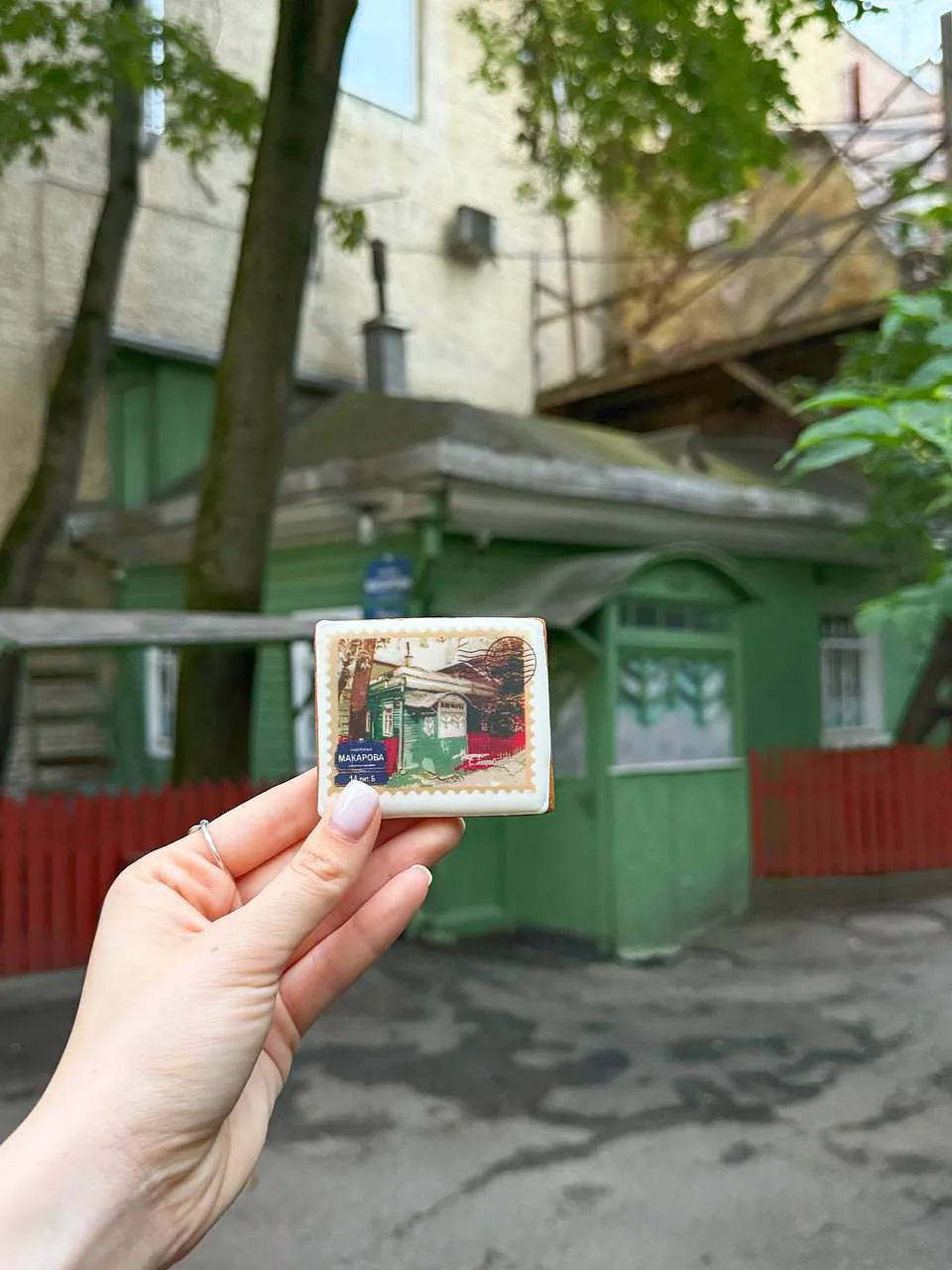 «Бутерbrodsky»: смёрреброды и самый старый деревянный дом на Васильевском острове