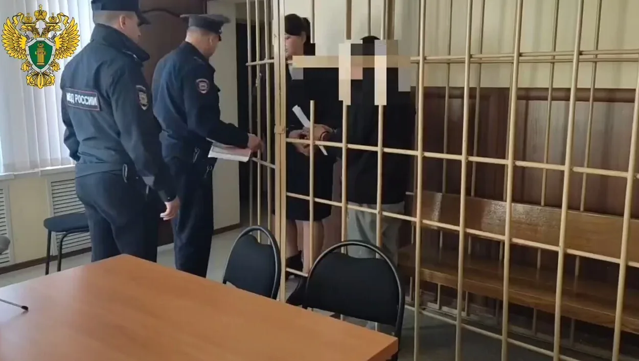 В Оренбуржье мужчина перевоплотился в полицейского и пытался похитить у вдовы участника...