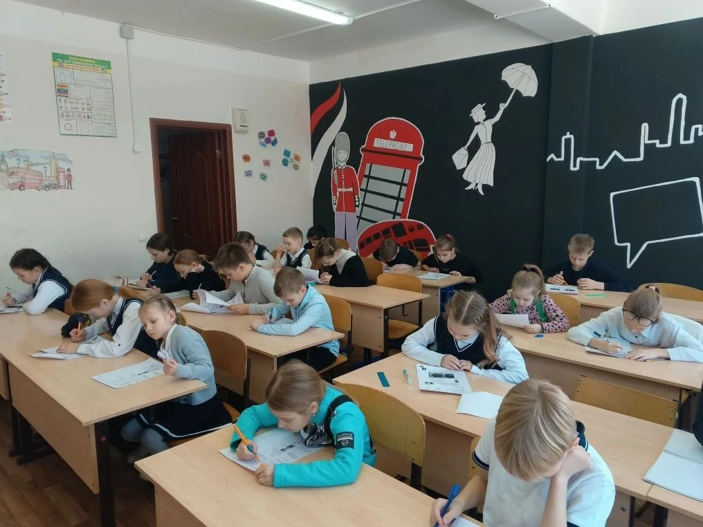 🚦"Правила дорожные -знать каждому положено"🚥  23 января, в начальной школе прошёл школьный тур олимп