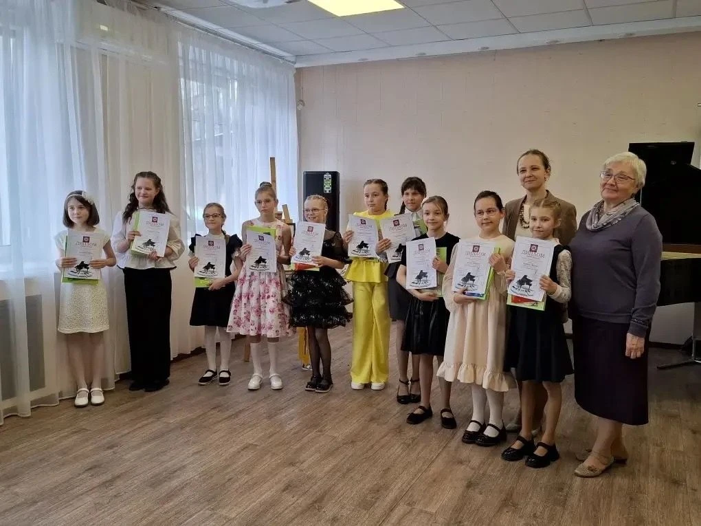 Фоторепортаж с муниципального конкурса пианистов им. Е.В. Колбасниковой