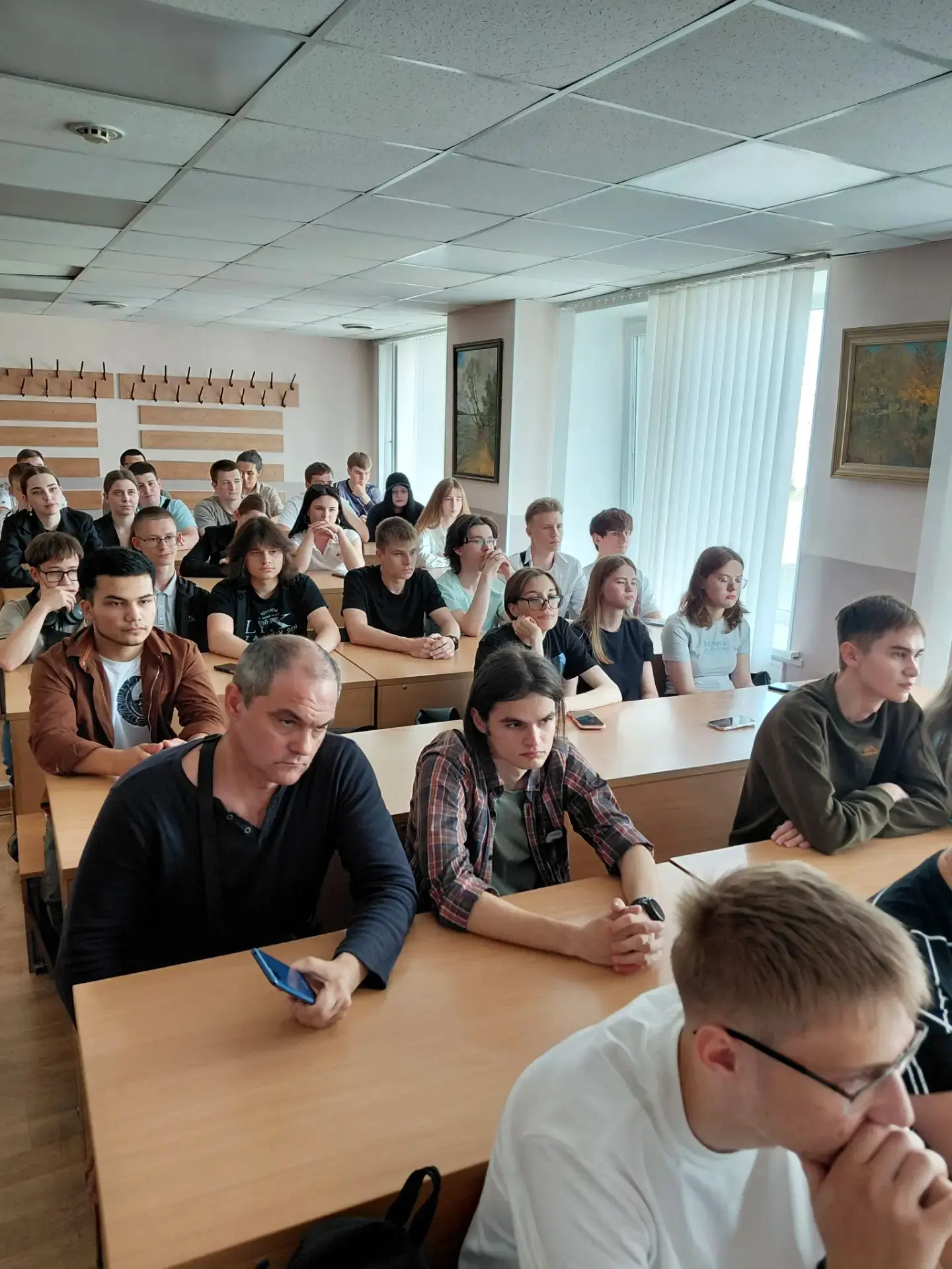 ⚡ Сегодня студенты СТИ НИТУ «МИСИС» заглянули «за кулисы» энергосистемы, пообщавшись с практиком, ко