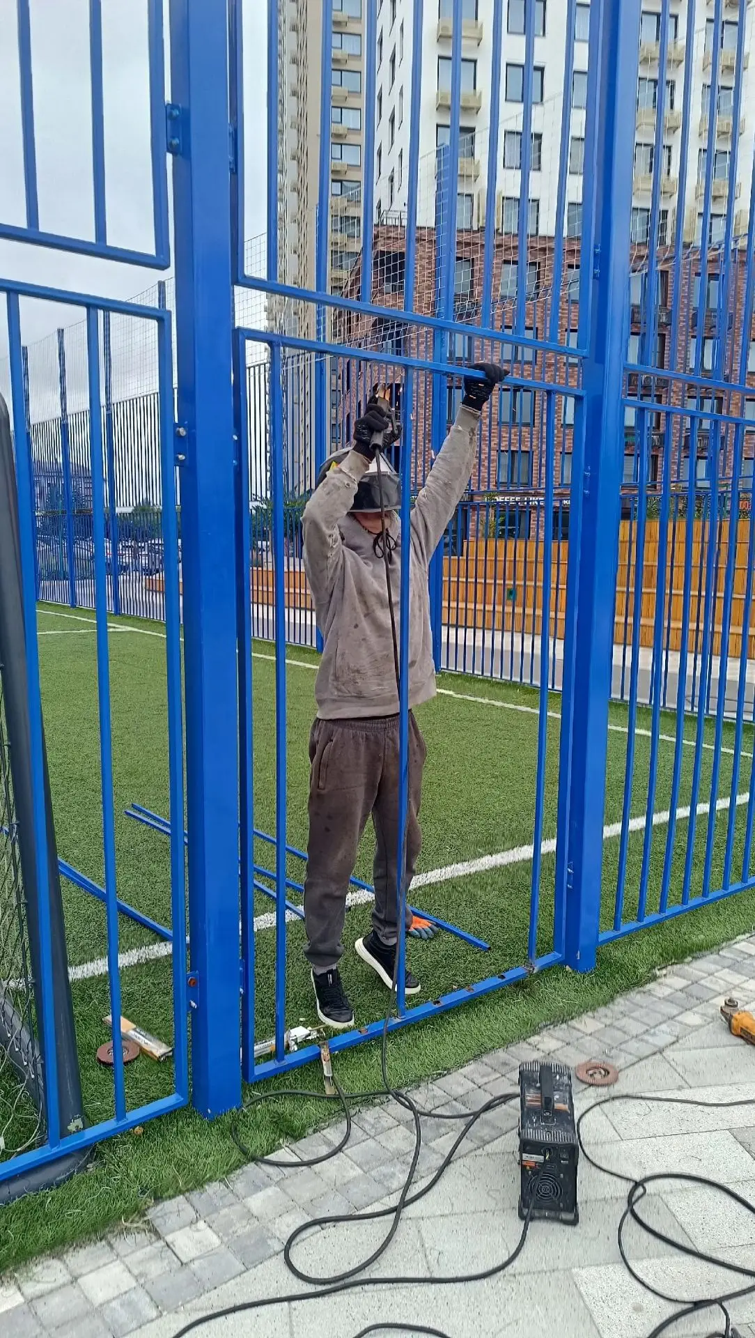 «ЭлитГруз» — сварочные работы на объекте 🔧🛠️