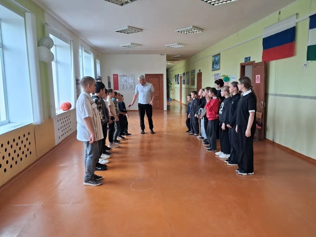 Восьмой день лагеря дневного пребывания при МОБУ СОШ д Уразаево "Юность" традиционно на...