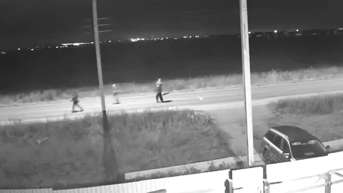🌙 В Хомутово нашли подростков, мешавших спать жителям

Полицейские отреагировали на жалобы в соцсет