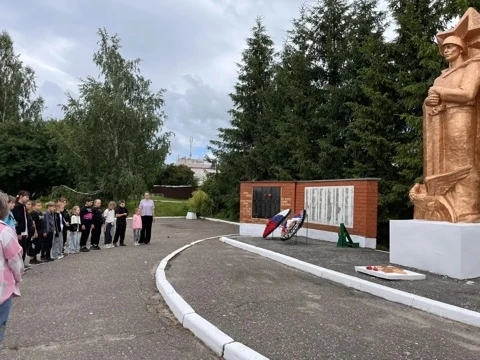 В летнем пришкольном лагере дневного пребывания "Улыбка" прошли мероприятия посвящённые...