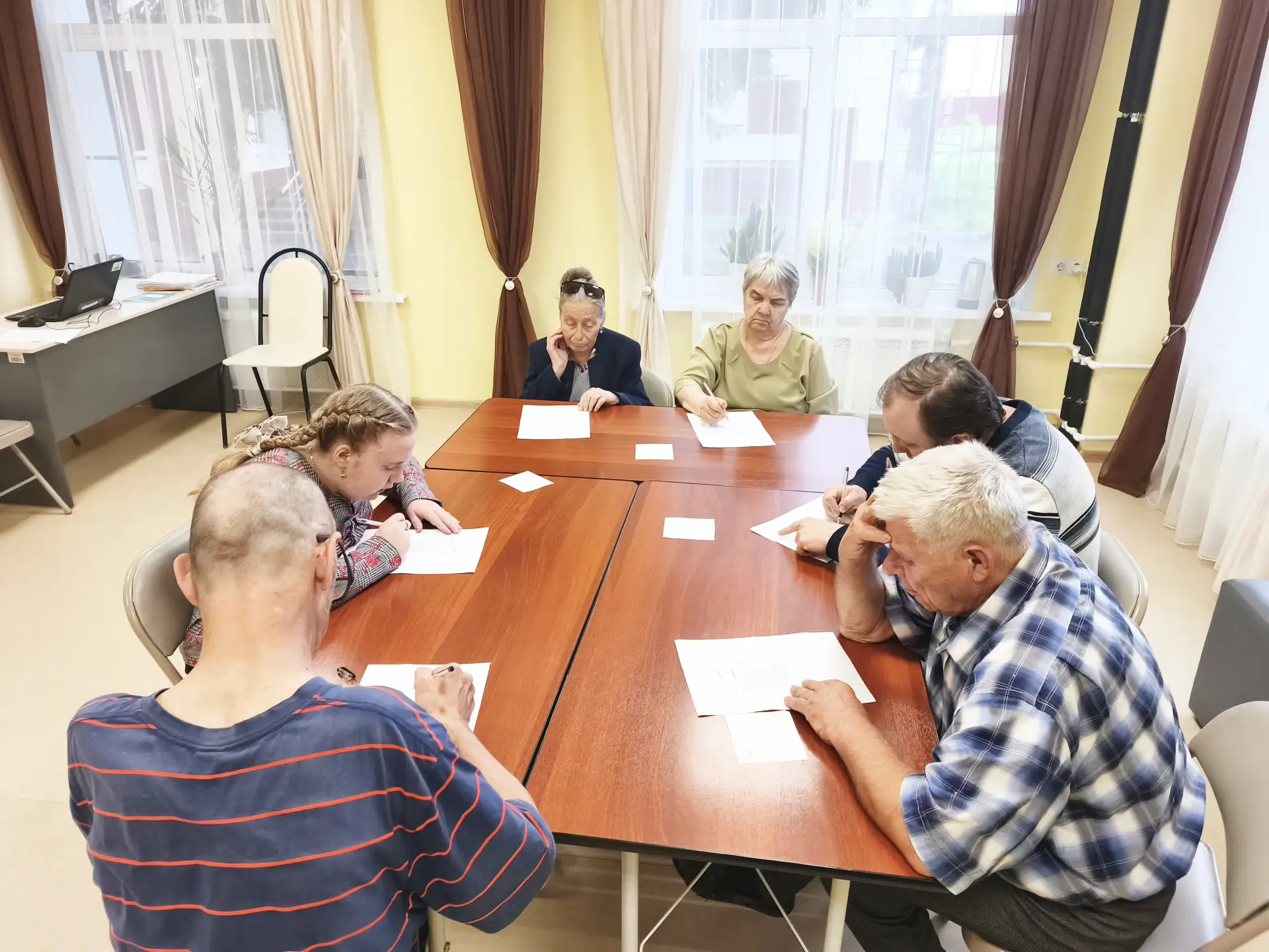 Мы знаем, как важно тренировать ум в пожилом возрасте. Иногда логические задачи кажутся непростыми, 
