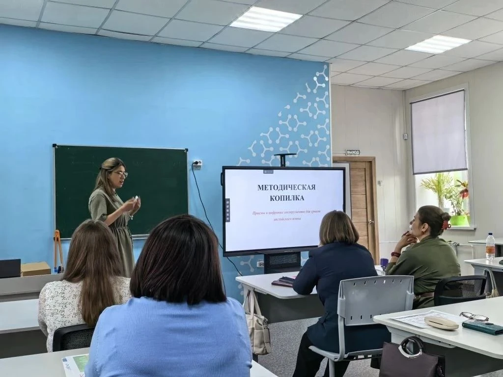🧩Пересобираем урок: искусство оставаться в ритме времени🧩

✨Любое большое изменение начинается с ч