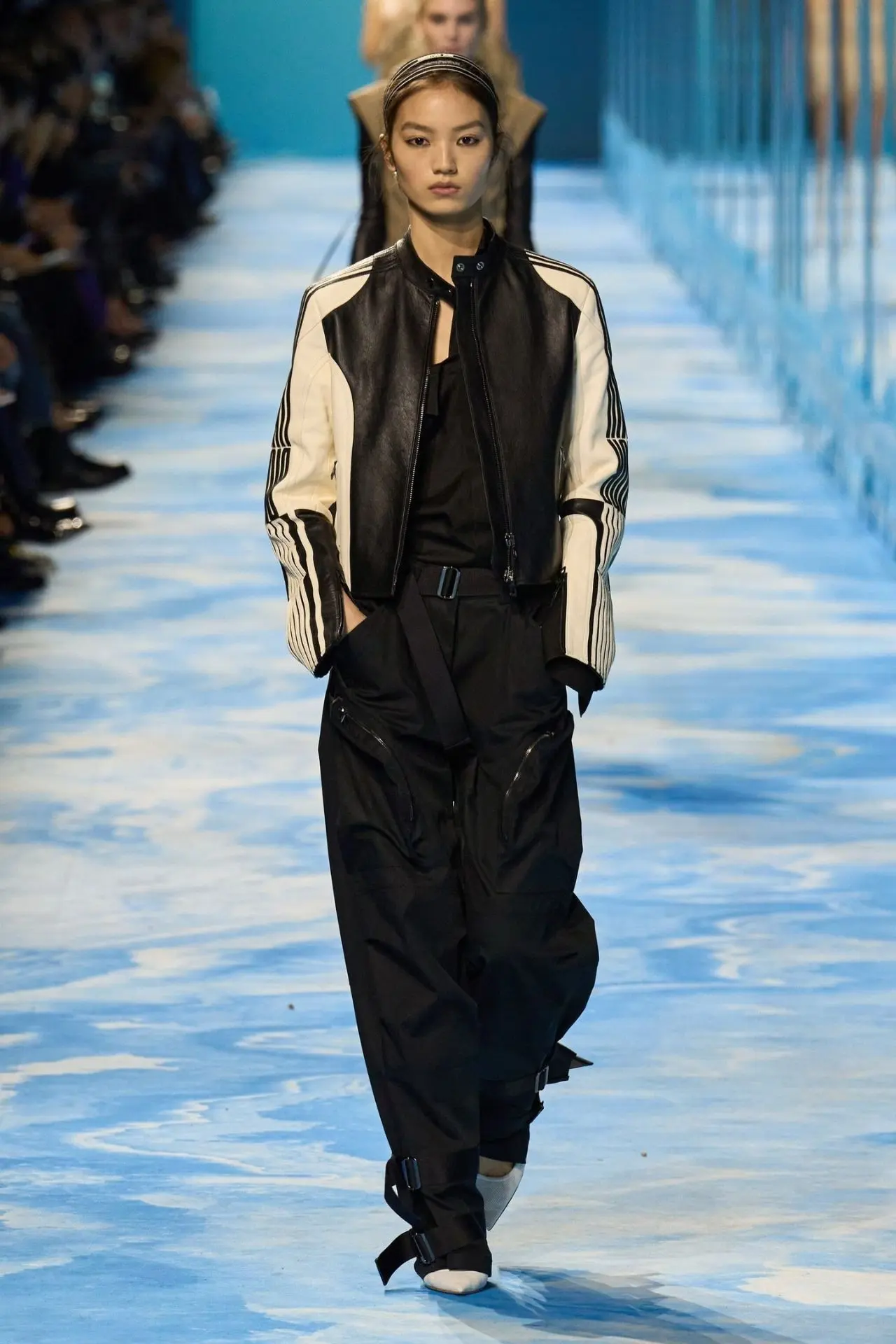 Высокая мода  Christian Dior, 2027.