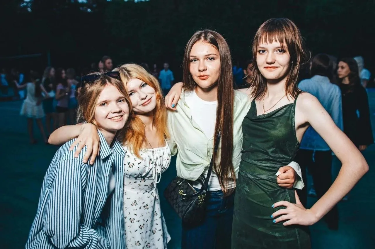 Ученицы Державинского лицея приняли участие в смене «Круг друзей»