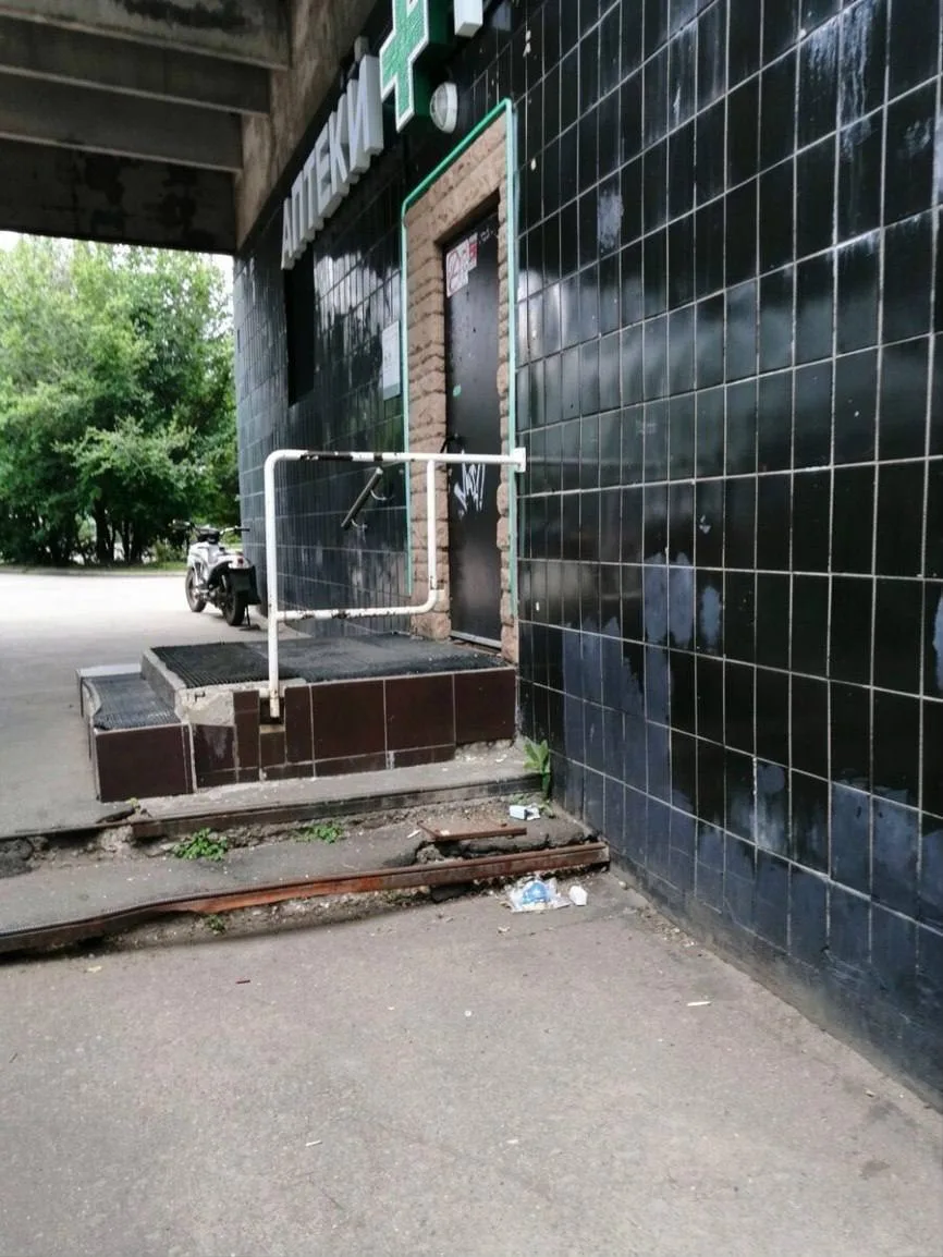 🚧 Опасные выступающие элементы у корпуса 607

У аптеки у корпуса 607 зафиксировано наличие выступаю