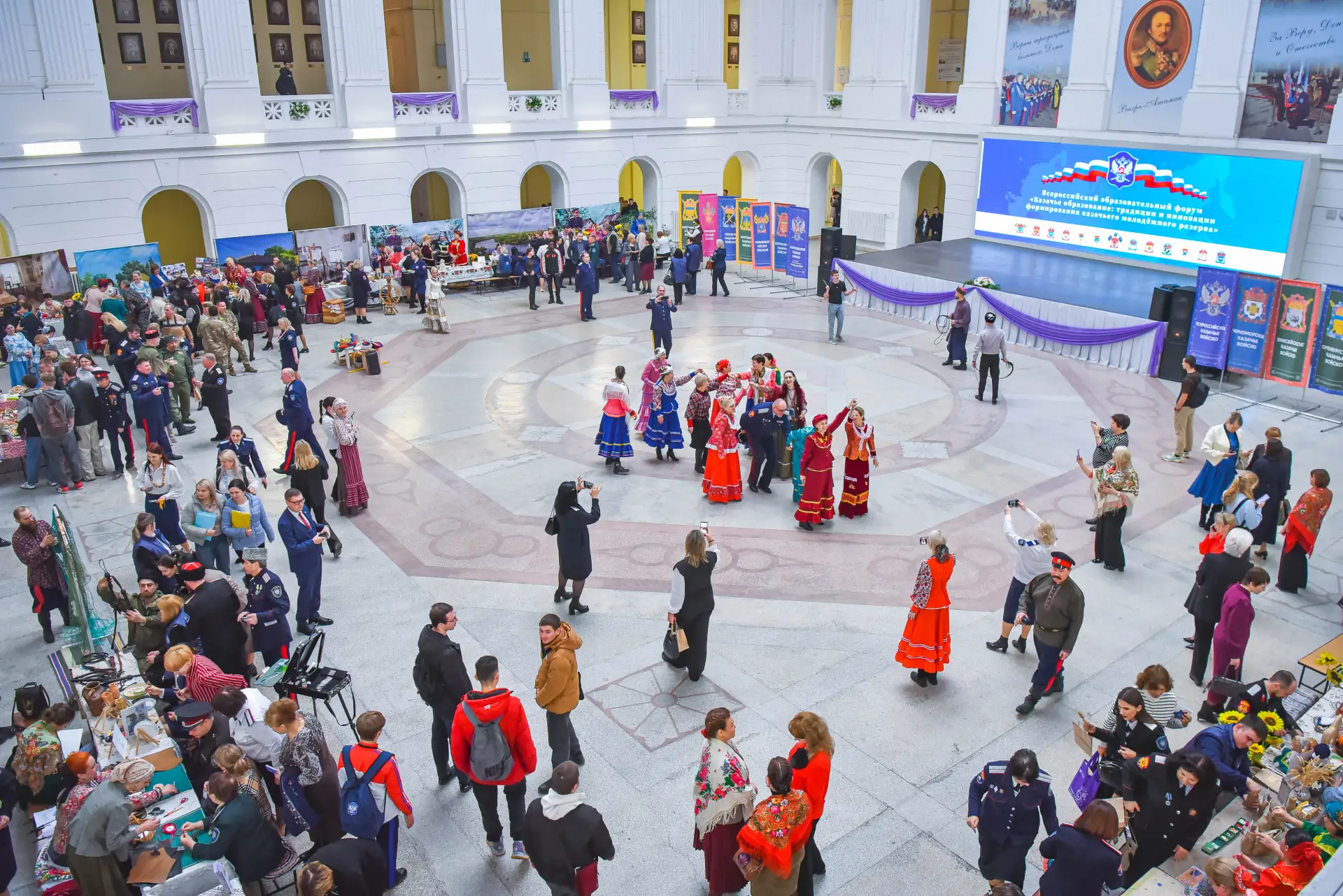 На площадке нашего университета сегодня стартовал трёхдневный федеральный форум «Казачье образование
