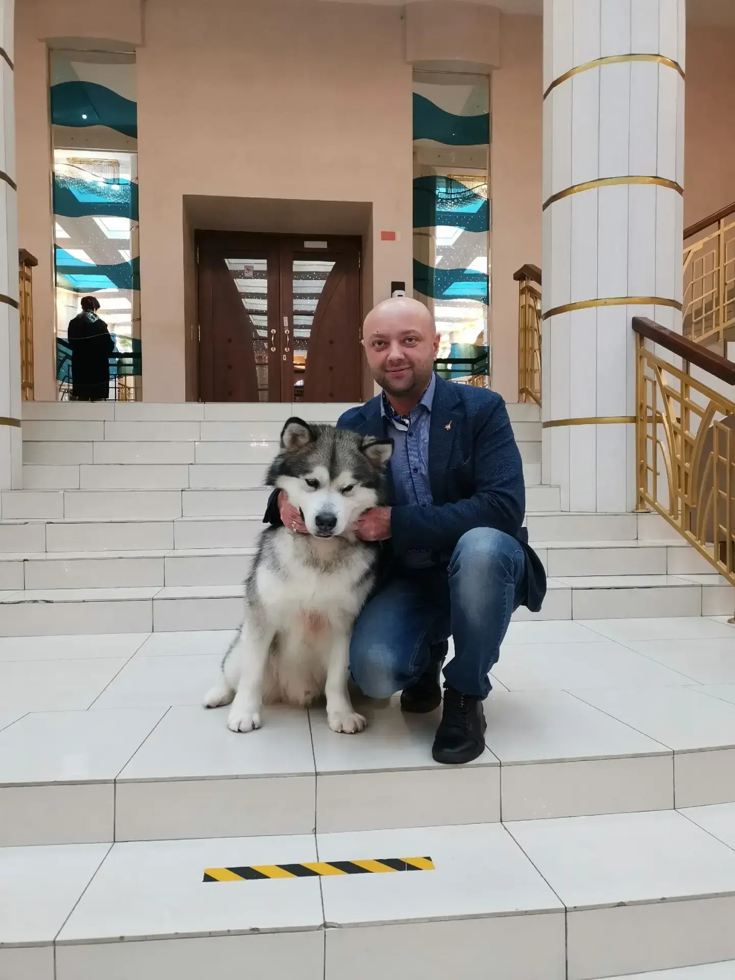 🎉 Поздравляем с юбилеем нашего водителя Андрея Еременко.