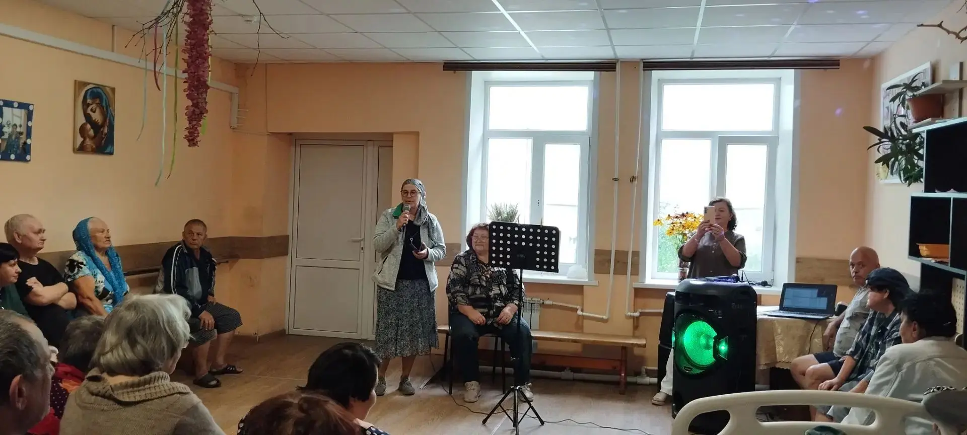 ✨В нашем доме вновь царили радость, улыбки и праздничное настроение благодаря замечательным волонтер