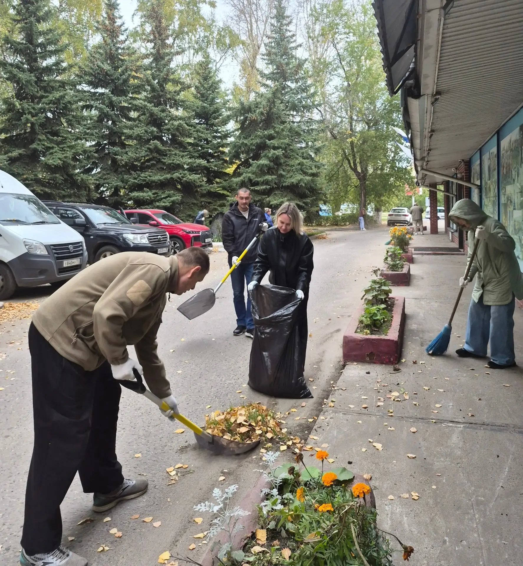🍂Продолжаем готовить любимый город к наступлению самого холодного времени года - в Уль...