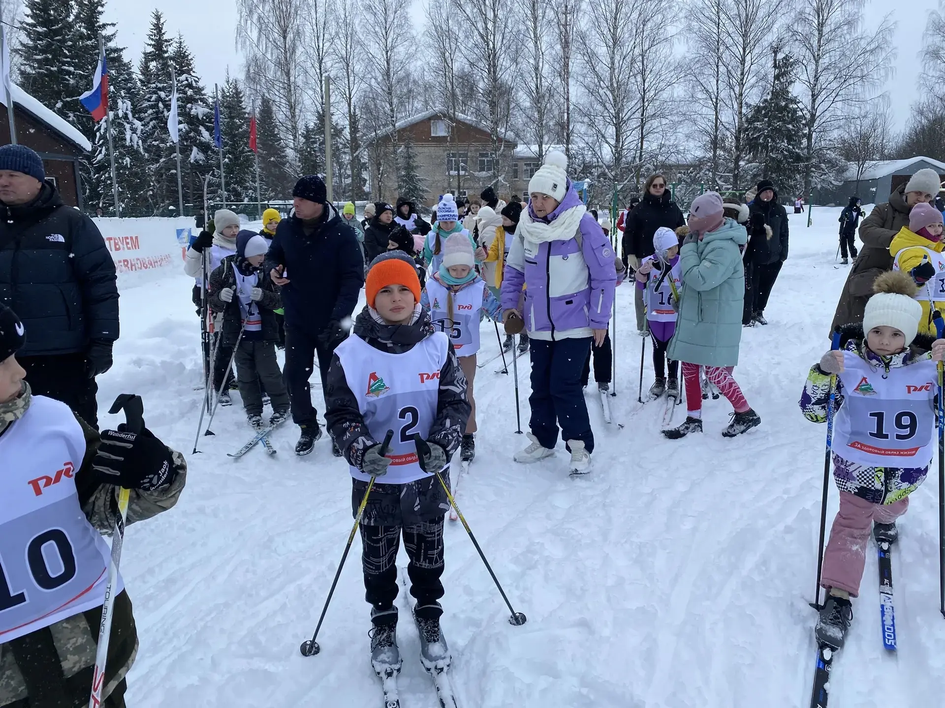 🏆 Наши ученики — участники районных соревнований по лыжным гонкам! 🎿