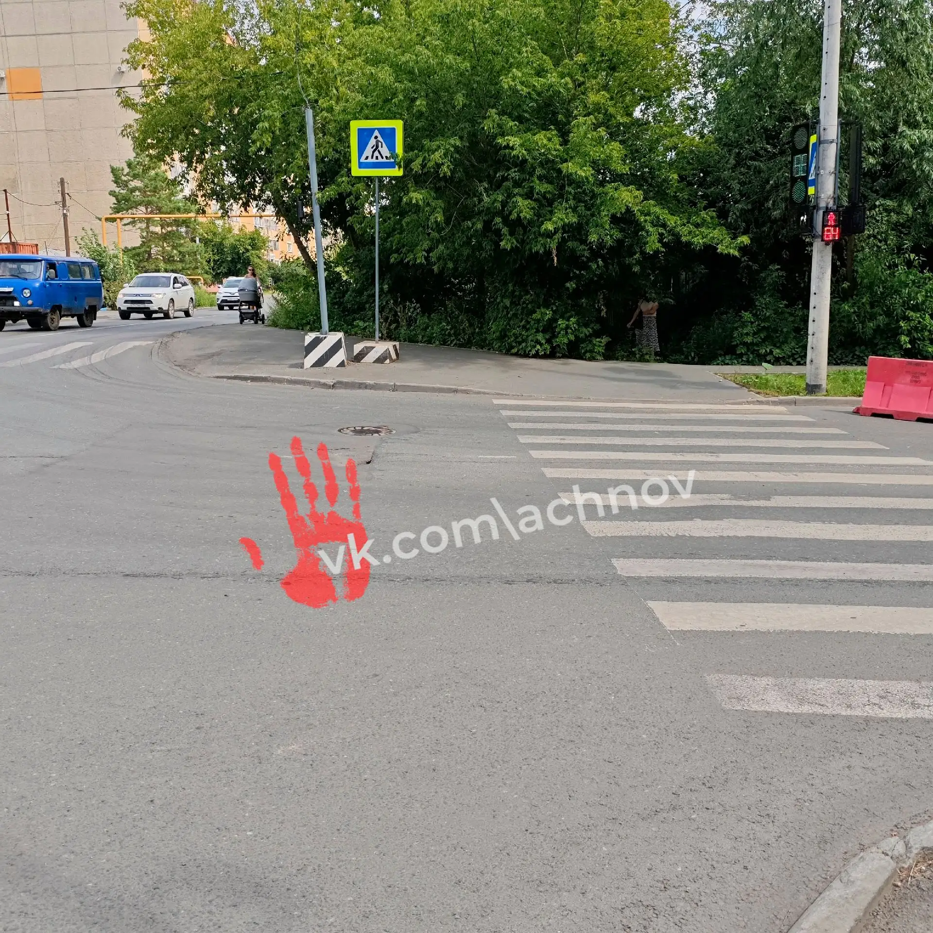 ❗️⚡️ Челябинцы сообщают о провале асфальта на пересечении Косарева и Островского

Фото прислала подп