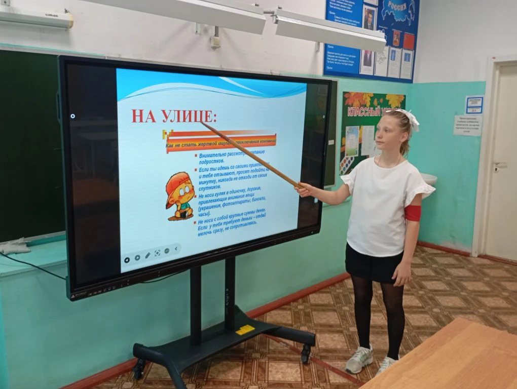 В 5 "А" и 5 "Б" прошел инструктаж "Безопасные летние каникулы".Классные руководители: Р...