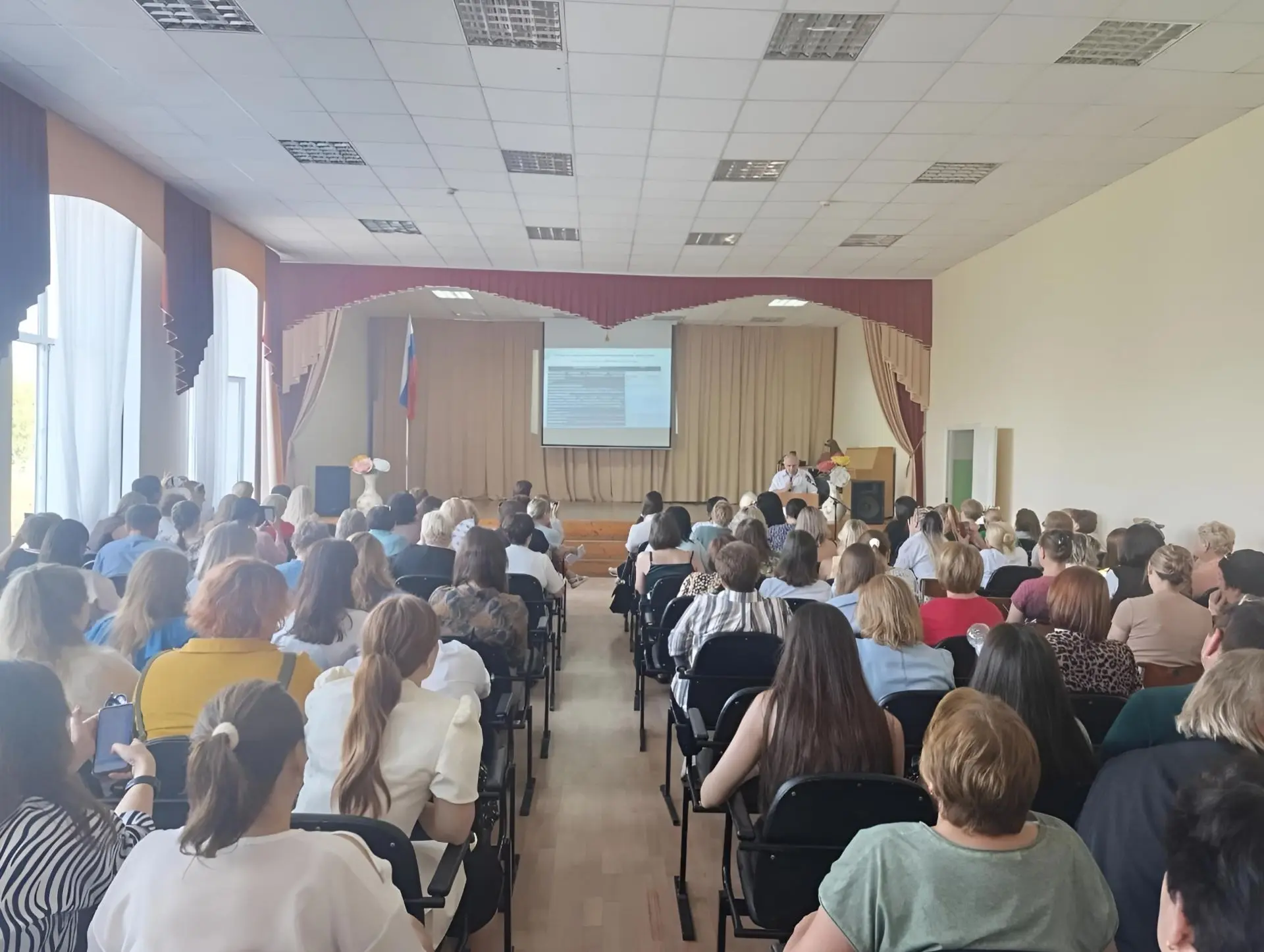 📢 В Пензе определили новые векторы работы школьных психологов на 2026-2027 учебный год