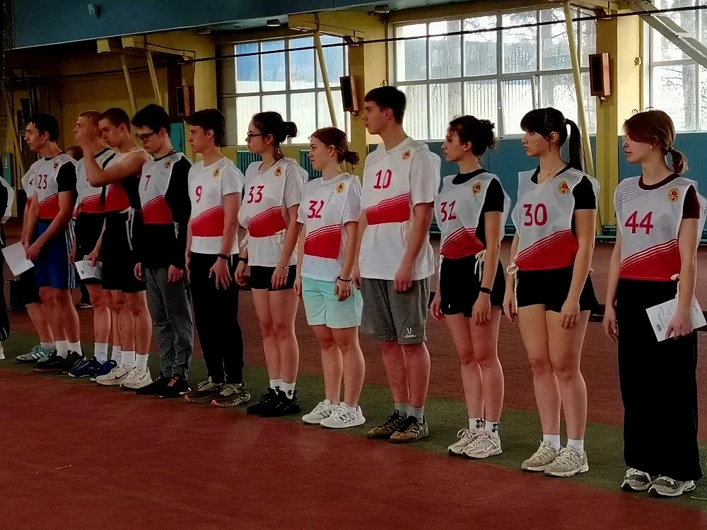Сегодня, 14 апреля, на базе МБУ «Спортивный комплекс «Донецк» учащиеся лицея «Эрудит» п...