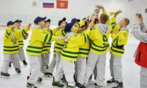 ⚡ Юные хоккеисты «УЛК» из Устьянского округа стали чемпионами России!