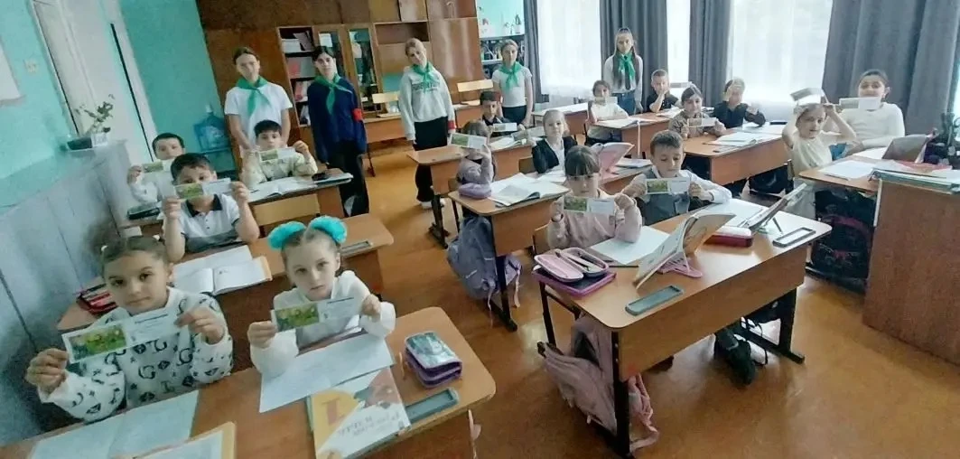 Учащиеся МБОУ Будённовской СОШ № 80  приняли участие во Всероссийском Дне Эколят. Этот ...