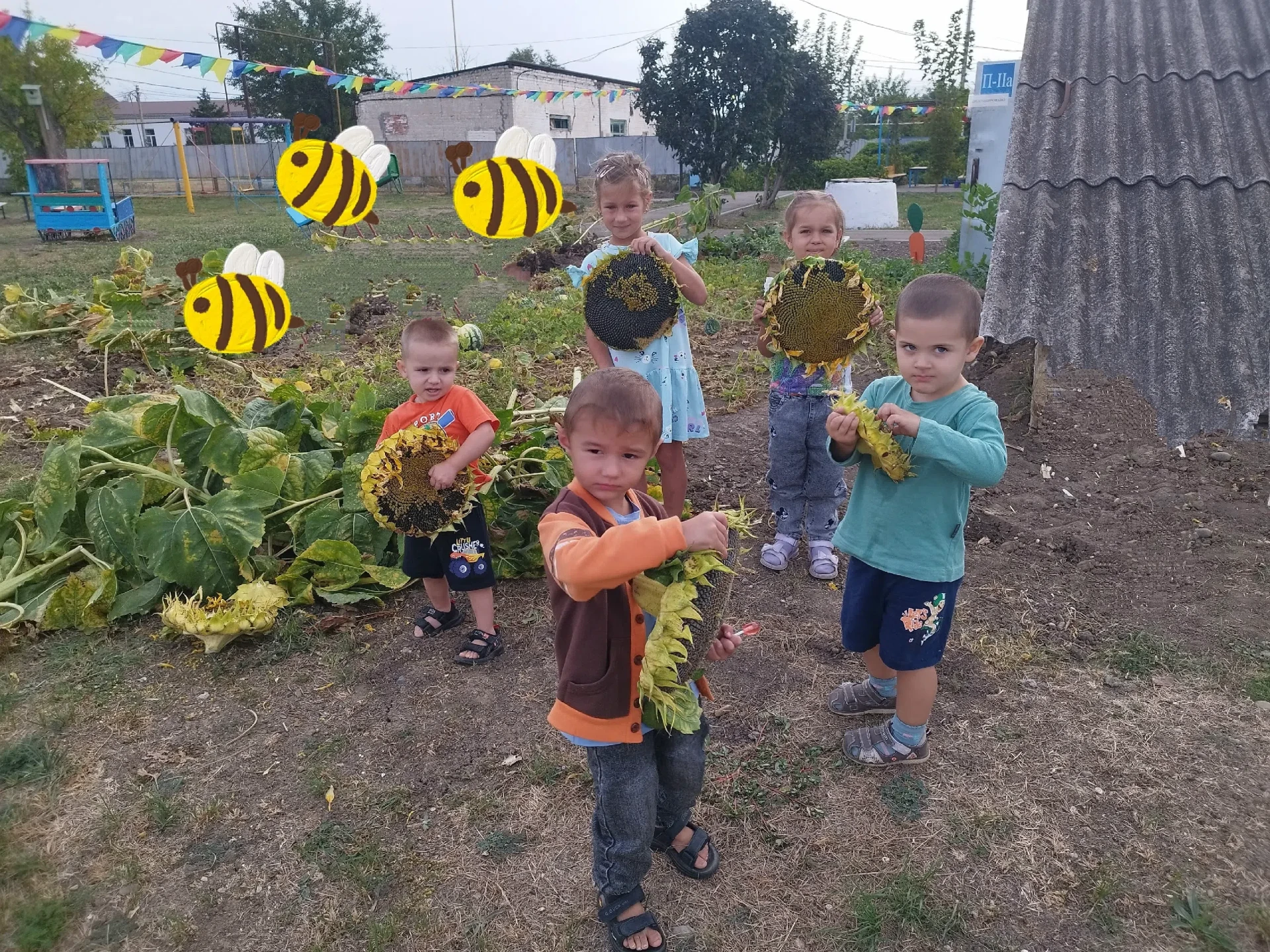 🌻🌻🌻🍉🍉🍉Сбор урожая в детском саду - это не просто развлечение, а важный урок. Весн...