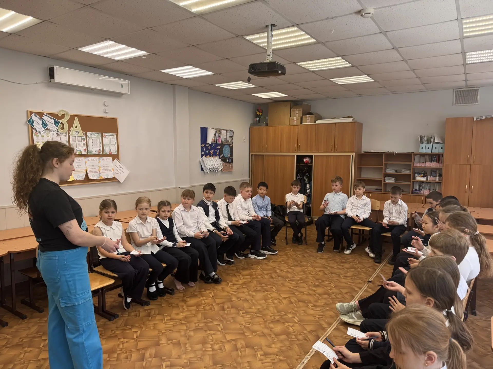 ✨ Урок дружбы в 3 «А» классе: узнали друг о друге что‑то новое и отлично повеселились! ✨  27 апреля 